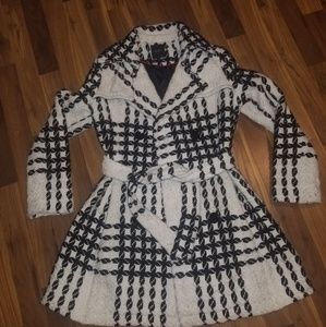 Express XS coat with pleated back
